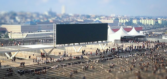 Dynamic Content Image